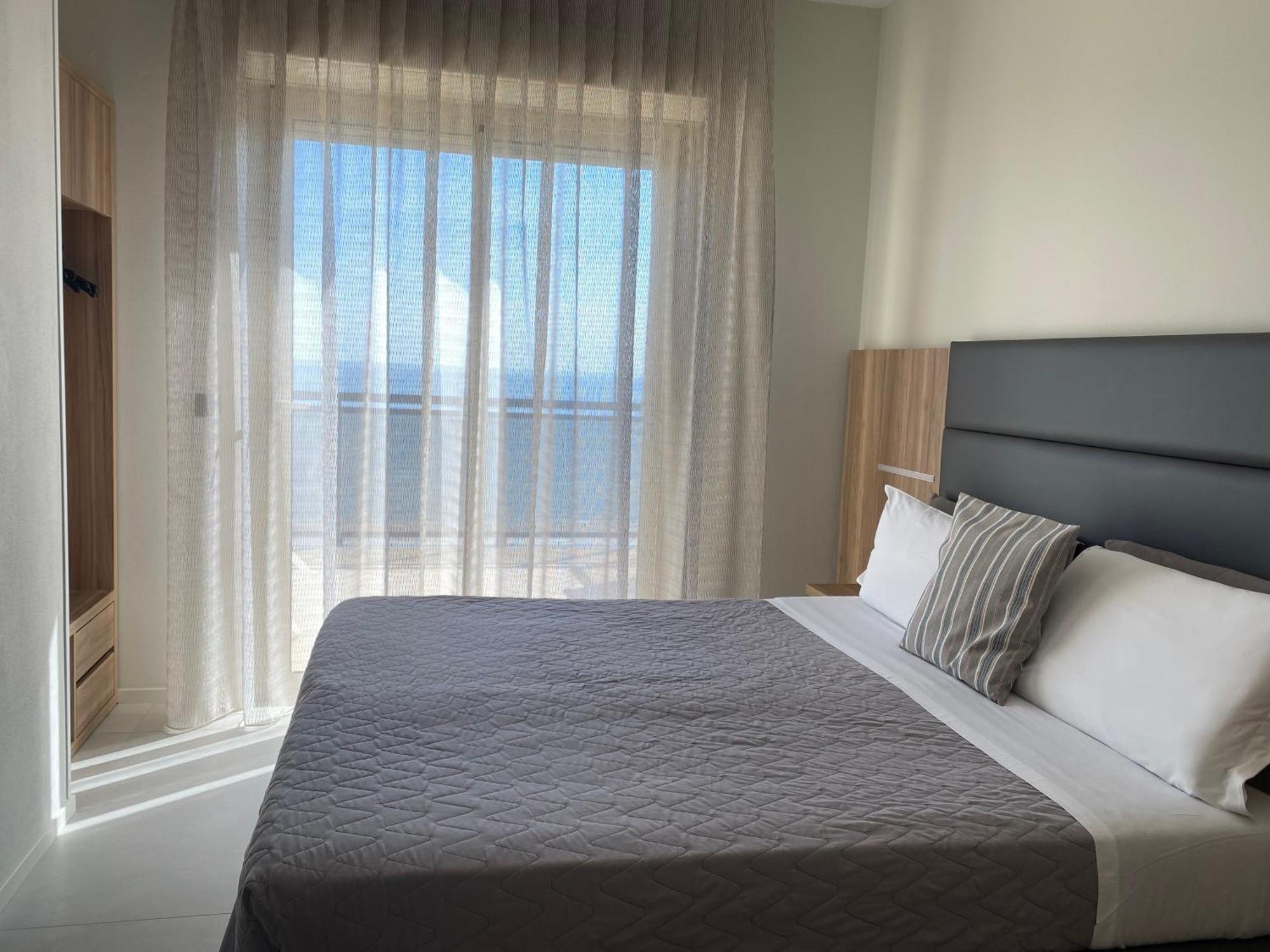 Londra Hotel 4*